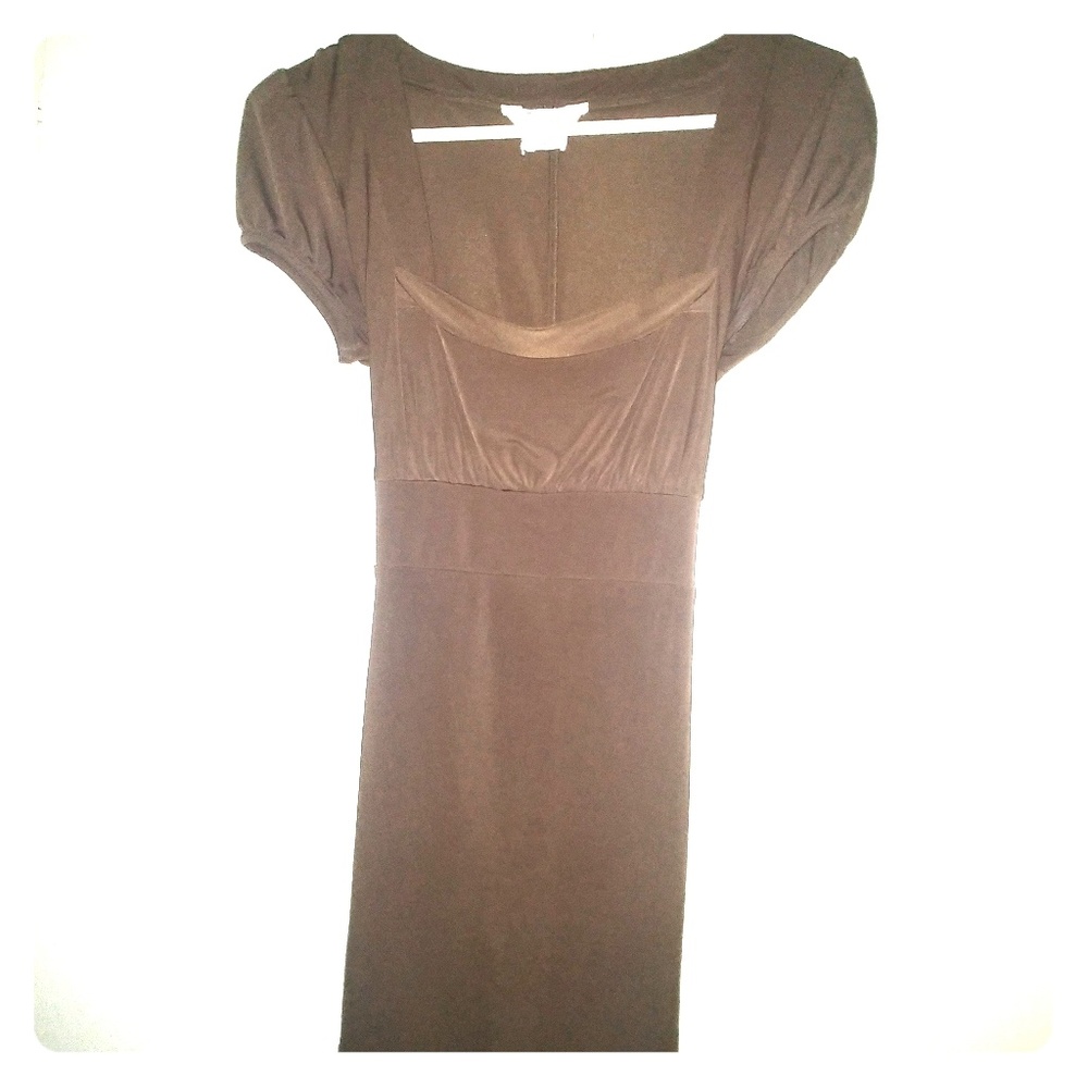 Scoop neck top